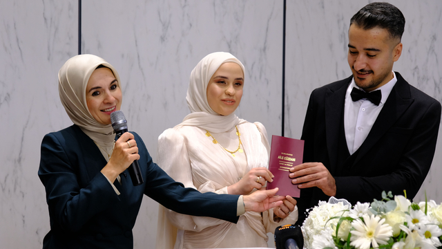 Bakan Göktaş: Aile dostu ekosistemin bir parçası aile dostu teknolojidir (2)