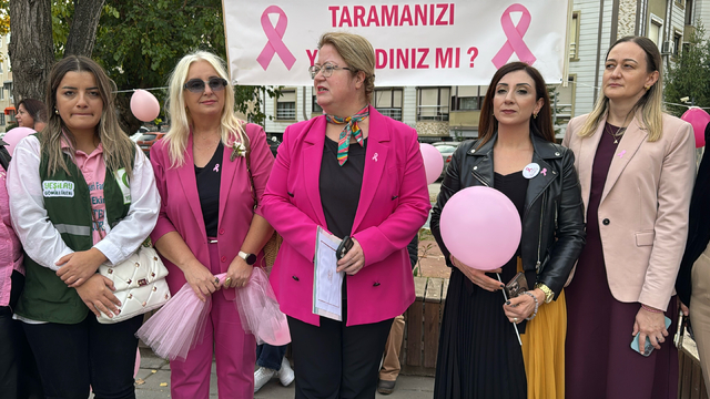 Kırklareli'nde meme kanseri farkındalık yürüyüşü yapıldı