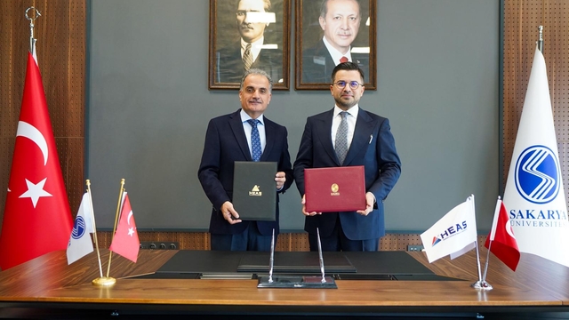 HEAŞ ile Sakarya Üniversitesi, havalimanı altyapısının geliştirilmesine yönelik sözleşme imzaladı