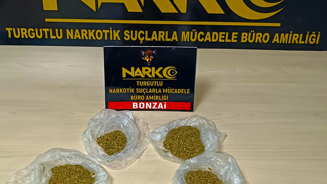 Manisa'da uyuşturucu operasyonunda 2 zanlı tutuklandı