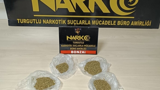 Manisa'da uyuşturucu operasyonu; 2 tutuklama