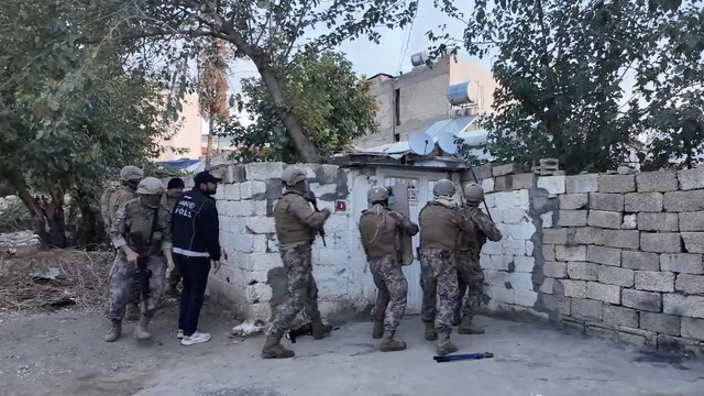 Adıyaman'da uyuşturucu operasyonunda 4 şüpheli tutuklandı