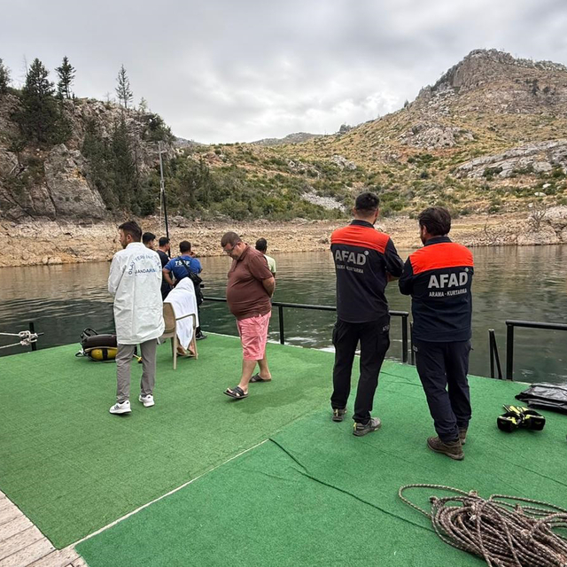 Baraj gölünde kaybolan İrlandalı turist aranıyor