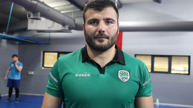 İşitme engelli milli güreşçi, olimpiyat şampiyonluğunu tekrarlamak istiyor