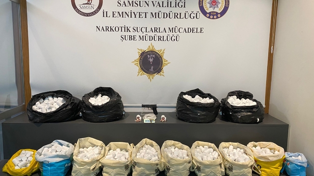 Samsun'da 105 bin sentetik hap ele geçirildi; 5 gözaltı