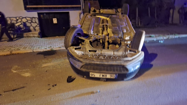 Kütahya'da 2 otomobilin çarpıştığı kazada 1 kişi yaralandı