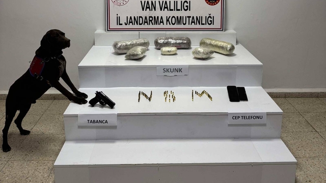 Van'da 4 kilo 311 gram skunk ele geçirildi