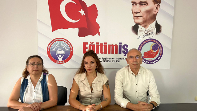 Öğretmene tokat atan veli tutuklandı; saldırı kamerada (2)