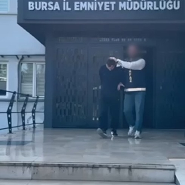 84 yıl kesinleşmiş hapis cezası bulunan firari hükümlü saklandığı evde yaka...