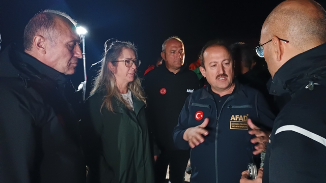 İzmir'de sağanak etkili oldu; 1 kişi kayıp (8)