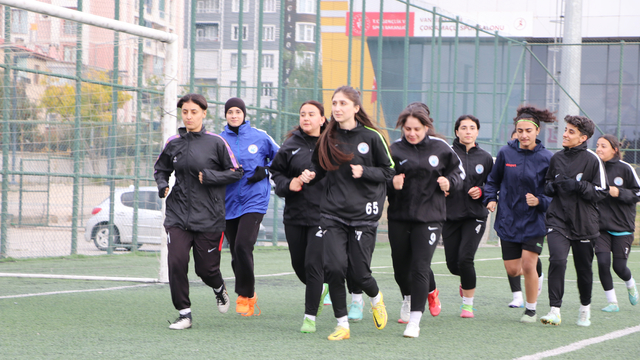 Vangücü Kadın Futbol Takımı, üst lig için destek bekliyor