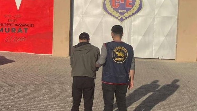 Firari hükümlü, Çorum'dan saklanmak için gittiği Kırşehir'de yakalandı