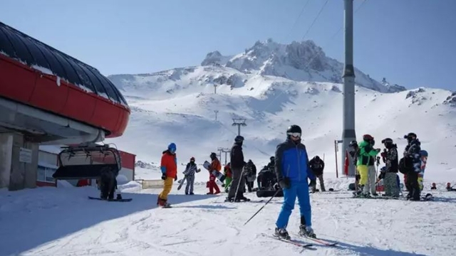 Erciyes Kayak Merkezi için yeni sezonda 3 milyon ziyaretçi hedefi