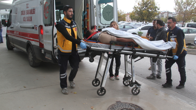 Beyşehir'de inşaattan düşen işçi yaralandı