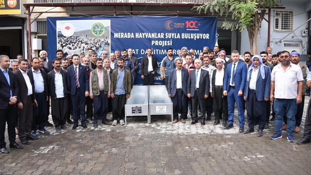 Şanlıurfa'da hayvan yetiştiricilerine sıvat desteği