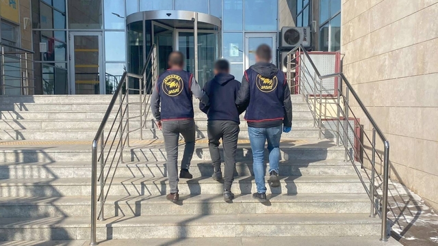 Mersin'de 2 firari FETÖ hükümlüsü yakalandı