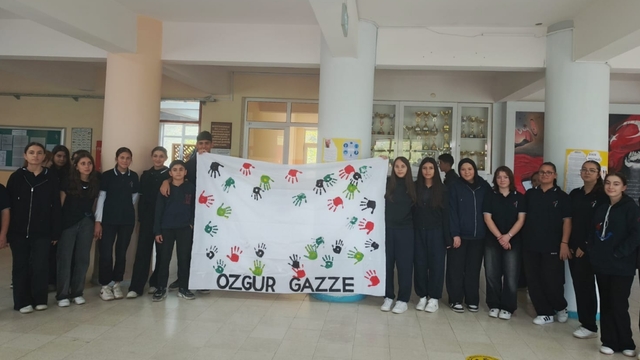 Espiye'de Gazze için kermes düzenlendi