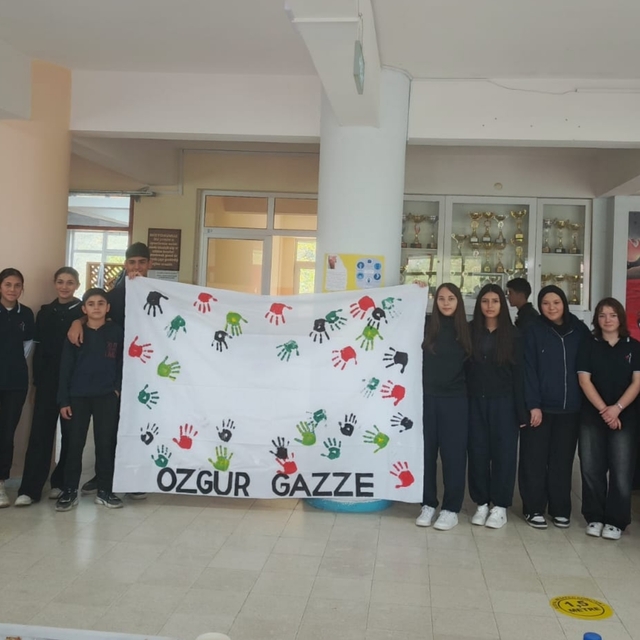 Espiye'de Gazze için kermes düzenlendi