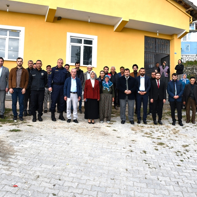 Gümüşhacıköy Kaymakamı Güneş, köy ziyaretlerine devam ediyor