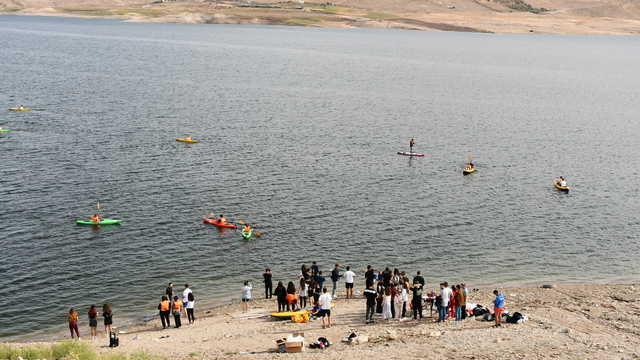 Tarihi Hasankeyf'te kano ve SUP etkinliği düzenlendi