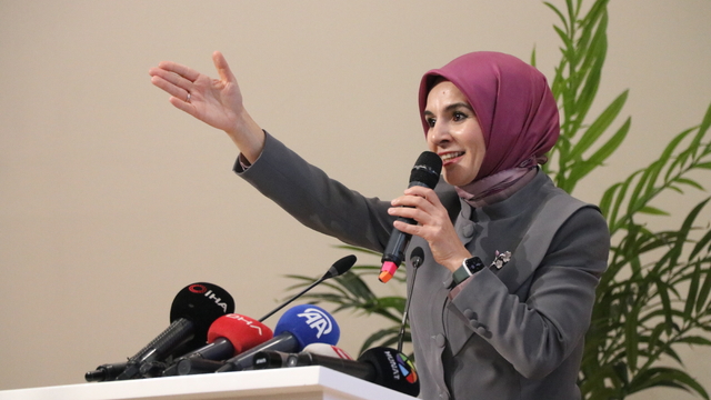 Bakan Göktaş: Yaşlılarımızın bilgi birikimi sadece geçmişin değil, geleceğin de ışığıdır (2)