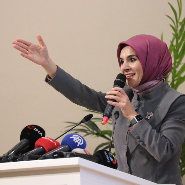 Bakan Göktaş: Yaşlılarımızın bilgi birikimi sadece geçmişin değil, geleceği...