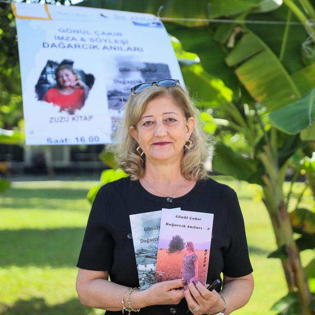 Annesinin 'kız çocuklarını okutun' vasiyetini, yazdığı kitapların geliriyle...