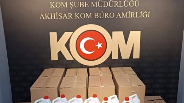 Akhisar'da 440 litre etil alkol ele geçirildi