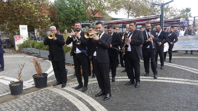 Edremit Zeytinyağı Tadım Festivali başladı