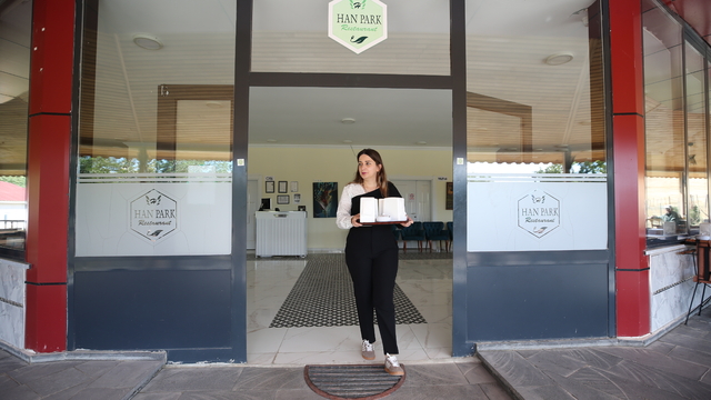 Muş'ta kadın girişimci devlet desteğiyle kurduğu restoranı ailesiyle işletiyor