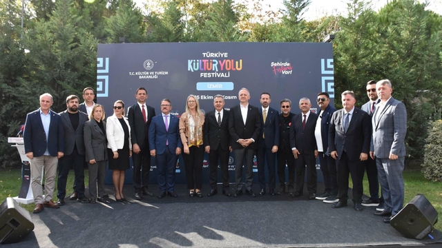 İzmir'de Kültür Yolu Festivali başladı