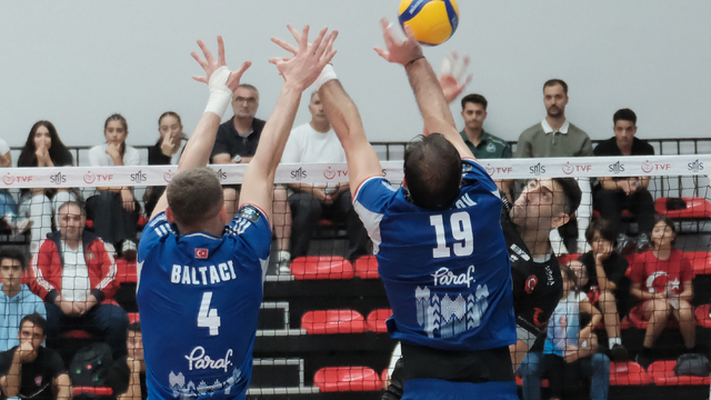 Voleybol: SMS Grup Efeler Ligi