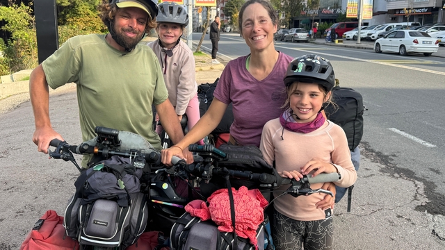 Bisikletle dünya turuna çıkan Kanadalı aile: Türkiye çok güzel