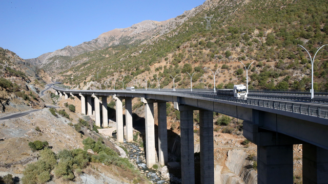 Bitlis-Diyarbakır kara yolunun zorlu bölgeleri artık güvenle aşılacak