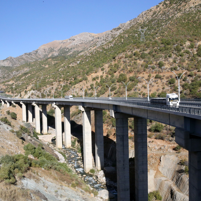 Bitlis-Diyarbakır kara yolunun zorlu bölgeleri artık güvenle aşılacak