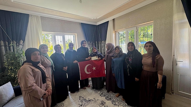 "Terörsüz Türkiye" mektubu Van'daki şehit ailelerine ulaştırıldı