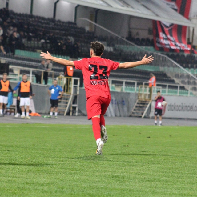 Denizli İdmanyurdu'nun çıkışı sürüyor