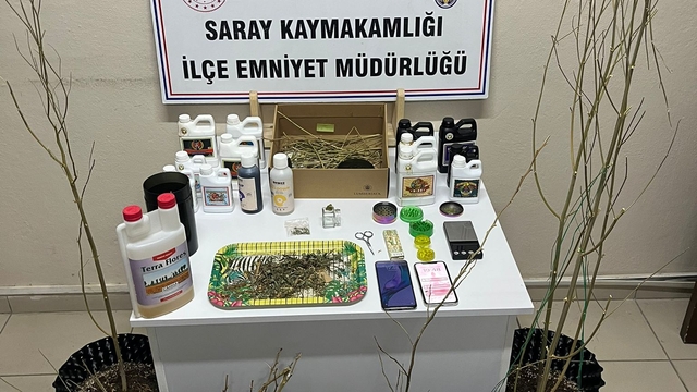 Tekirdağ'da iklimlendirme sistemiyle uyuşturucu ürettikleri iddiasıyla 5 zanlı gözaltına alındı