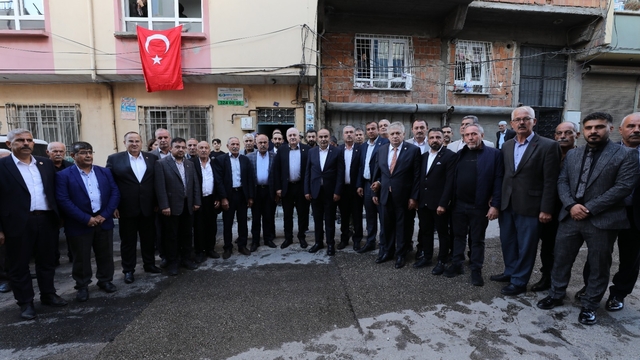 MHP Gaziantep İl Başkanlığı "Hayırlı Günler Komşum" programını başlattı
