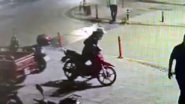 Acil servis önündeki motosikleti çaldı, 'eve dönmek için aldım, geri götürecektim' dedi