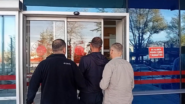 Oto galeriye silahlı saldırı düzenleyen şüpheliye gözaltı