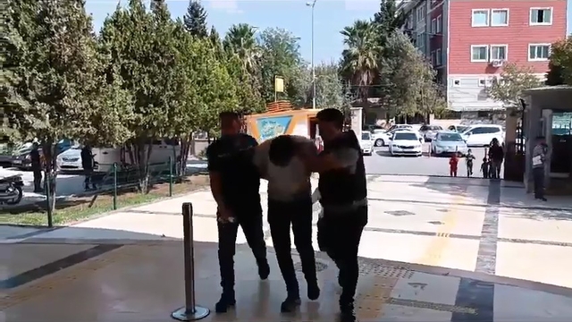 Şanlıurfa'da nöbetçi polisi bıçakla yaralayan şüpheli tutuklandı