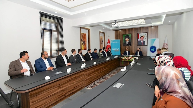 VAN YYÜ ve TÜGVA arasında iş birliği protokolü imzalandı