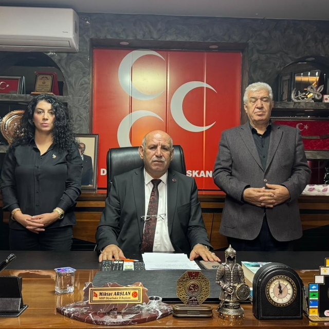 MHP'den Diyarbakır'da 'Hayrlı Günler Komşum' ziyaretleri