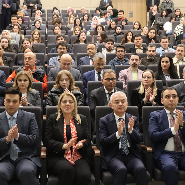 Kırklareli'nde "Cumhuriyetin Kazanımları" konferansı düzenlendi