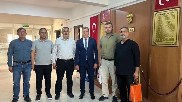 Kumluca'daki okullarda Gazze için yardım toplandı