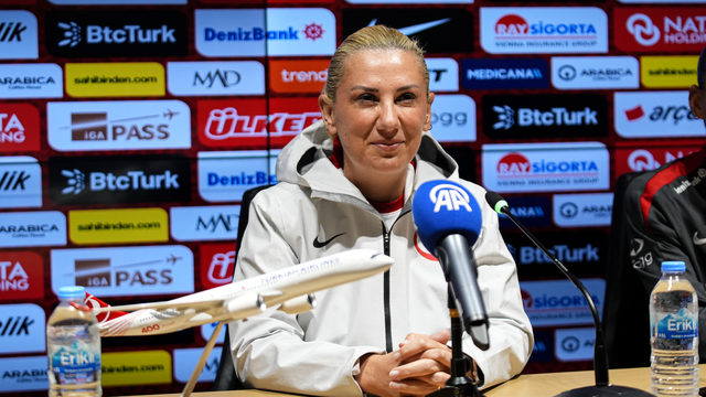 A Milli Kadın Futbol Takımı Teknik Direktörü Kıragası, Kosova maçını değerlendirdi: