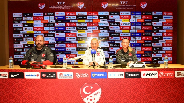 Necla Güngör Kıragası: Türk kadınının neler yapabildiğini göstermek istiyoruz