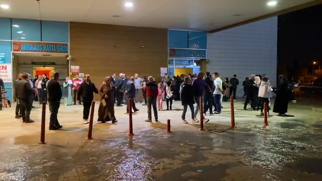 Balıkesir Sındırgı'da 6.1 büyüklüğünde deprem (3)