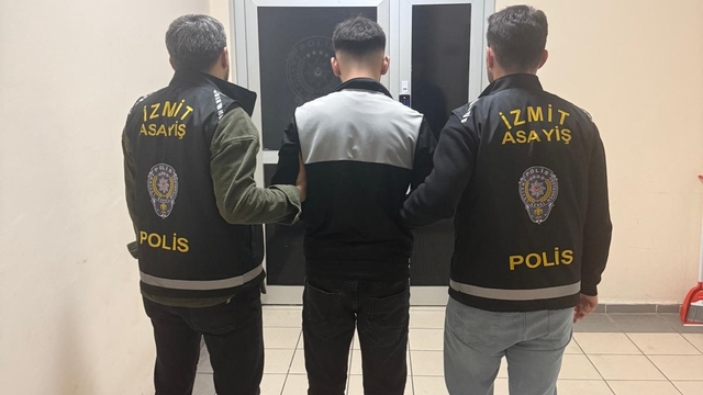 Aynı gün 2 husumetlisinin iş yerine ateş açıp, 1 kişiyi yaralayan şüpheli yakalandı